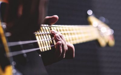 Learn How To Play Bass Guitar